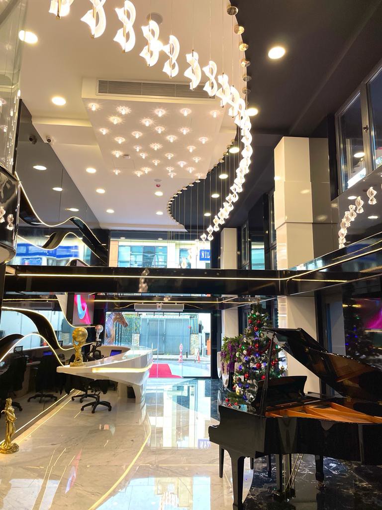 Million Hair Center