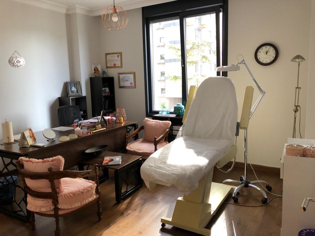 Dr. Güniz Eker Uluçay 